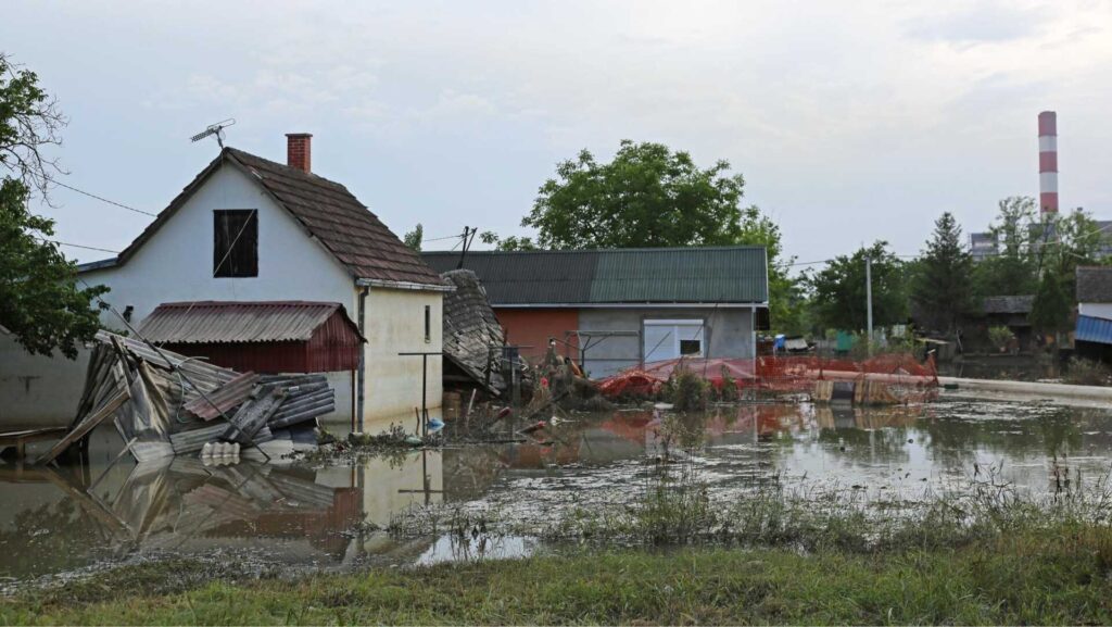 Three Steps for Fast Flood Damage Recovery